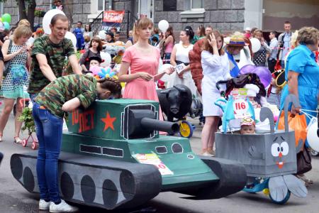 Олег Лебедев в Туле принял участие в массовом мероприятии, посвященном Дню защиты детей