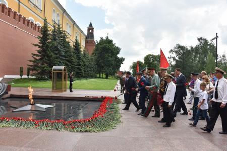 Поклон памяти павших