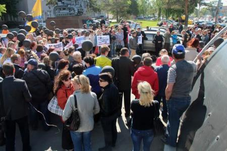 Челябинск. Заметки с пикета профсоюза ООО «ЧТЗ-Уралтрак»