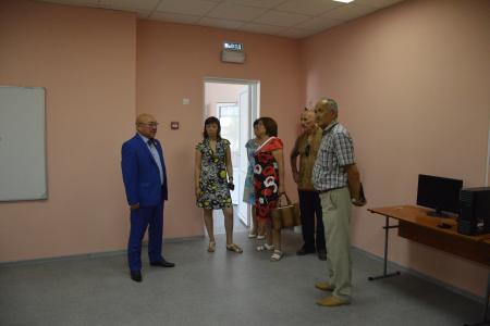 Республика Калмыкия. Завершилась рабочая поездка в Ики-Бурульский район лидера калмыцких коммунистов Н.Э. Нурова