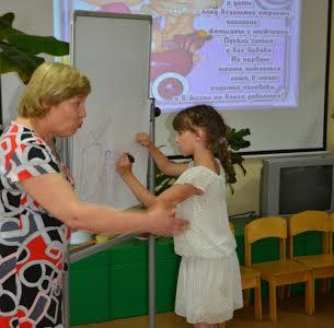На Ставрополье в День семьи «Надежда России» организовала детский праздник
