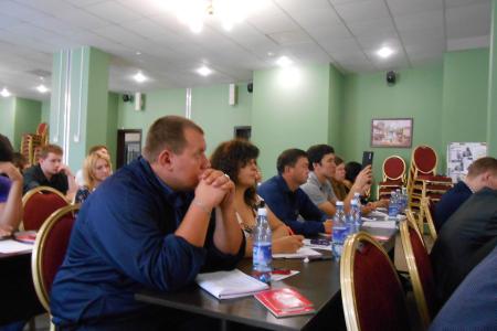 «КПРФ в изменяющемся обществе, трансформация образа партии и настроений избирателей». С.П. Обухов выступил с лекцией перед 15-м потоком слушателей Центра политической учебы ЦК КПРФ