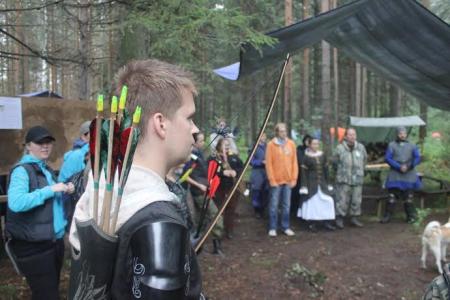 Свердловские коммунисты провели Всероссийский фестиваль по стрельбе из лука в городе Дегтярск