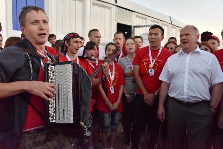 «Нам нужна консолидация общества на основе национально-государственных интересов». Г.А. Зюганов выступил на молодежном форуме во Владимирской области