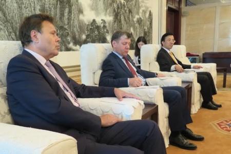 Делегация КПРФ во главе с Д.Г. Новиковым провела ряд встреч в Пекине