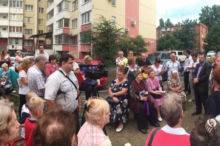 «Народная приемная» на Сормовской и Ставропольской. Очередные встречи депутата С.П.Обухова в краснодарских дворах