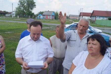Владимир Симагин: «Единороссы проводят эксперимент над народом». Депутат-коммунист посетил деревню Сосновка Пензенской области