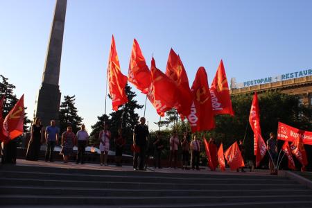 В Волгограде прошел марш «Антикап-2015» против антисоциальных реформ