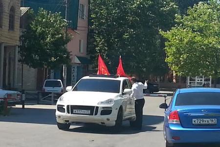 Комсомольцы Дагестана в рамках акции "Антикап-2015" провели автопробег 