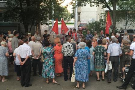 «Народная приемная» на Гидрострое и Комсомольском. Очередные встречи депутата С.П.Обухова в краснодарских дворах