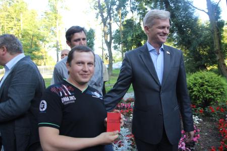 Кандидат на должность губернатора Калининградской области от КПРФ И. А. Ревин встретился с жителями Гурьевска