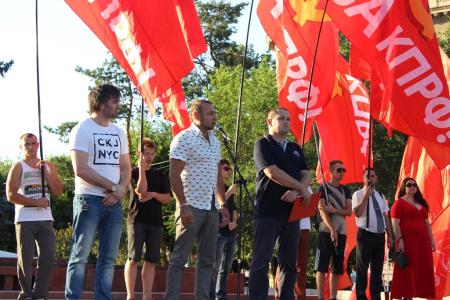 В Волгограде прошел марш «Антикап-2015» против антисоциальных реформ
