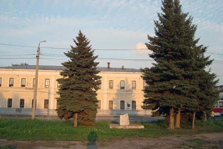 Челябинск. Коммунисты требуют сохранить исторический облик площади павших революционеров