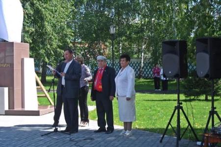 Республика Татарстан. Первый секретарь Рескома Хафиз Миргалимов принял участие в открытии памятника В.И. Ленину в городе Менделеевске