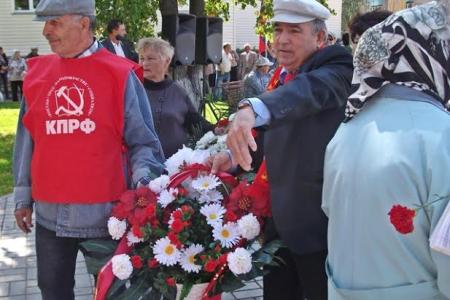 Республика Татарстан. Первый секретарь Рескома Хафиз Миргалимов принял участие в открытии памятника В.И. Ленину в городе Менделеевске