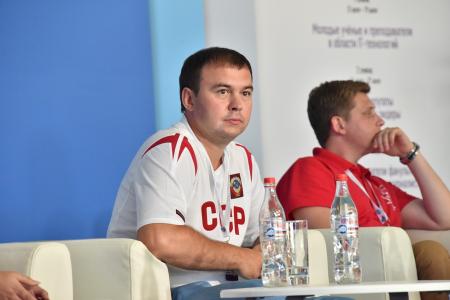 «Нам нужна консолидация общества на основе национально-государственных интересов». Г.А. Зюганов выступил на молодежном форуме во Владимирской области