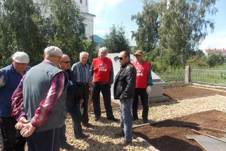 Республика Татарстан. Благодаря вмешательству депутата Госсовета Х.Г. Миргалимова в Елабуге отремонтирован памятник павшим за советскую власть в годы гражданской войны