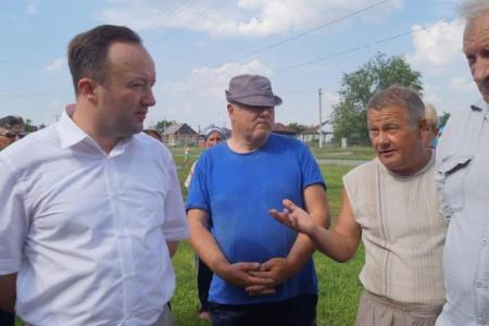 Владимир Симагин: «Единороссы проводят эксперимент над народом». Депутат-коммунист посетил деревню Сосновка Пензенской области