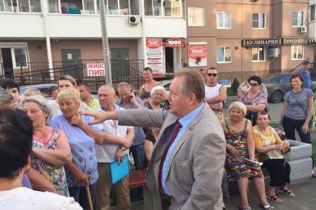 «Народная приемная» на Гидрострое и Комсомольском. Очередные встречи депутата С.П.Обухова в краснодарских дворах
