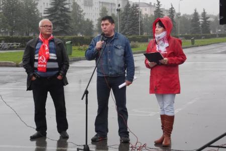 Коммунисты Перми поддерживают рабочих Чусовского метзавода!