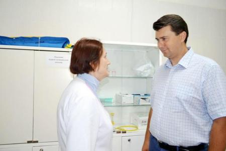 Депутат-коммунист Олег Лебедев наградил участников турнира по волейболу в Тульской области