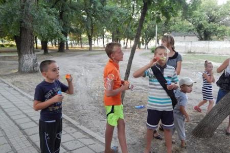 Республика Крым. Комсомольцы Симферопольского района провели детский праздник прощания с летом