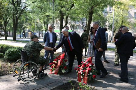 Делегация КПРФ и СКП-КПСС провела рабочие встречи в ДНР и ЛНР