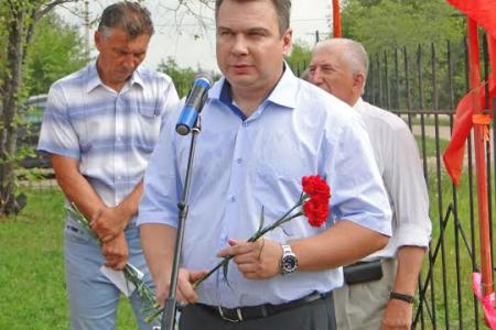 Амурская область. В селе Низинное открыт памятник В.И. Ленину