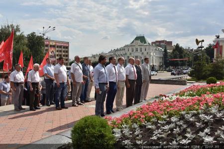 «Здесь был сломан хребет фашистскому зверю». Г.А. Зюганов посетил с рабочим визитом город Орел