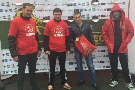 В Челябинске прошел красный Велоквест