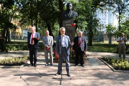 Делегация КПРФ и СКП-КПСС провела рабочие встречи в ДНР и ЛНР