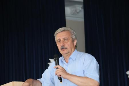 Краснодарский край. На встрече в Армавире кандидат на должность губернатора Николай Осадчий заявил о необходимости изменения закона о капитальном ремонте многоквартирных домов