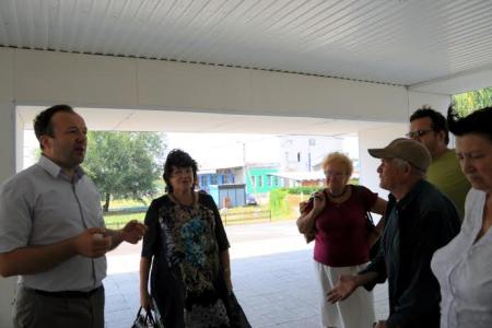 Вандализм на пензенской земле. В селе Сосновка Бековского района по указанию главы администрации надругались над копией Знамени Победы