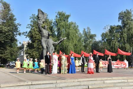 «Здесь был сломан хребет фашистскому зверю». Г.А. Зюганов посетил с рабочим визитом город Орел
