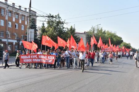 «Здесь был сломан хребет фашистскому зверю». Г.А. Зюганов посетил с рабочим визитом город Орел