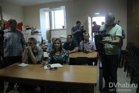 "Еврейскую автономную область нужно спасать от «кабального договора» с Минфином". Завершилась пресс-конференция С.П. Обухова и К.А. Лазарева в Биробиджане
