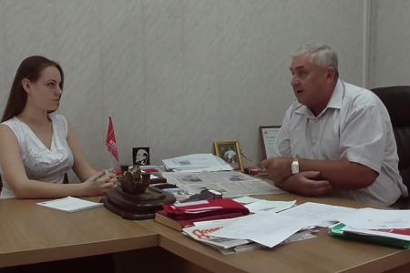 "Красный угол" в гостях у лидера калужских коммунистов Николая Бутрина