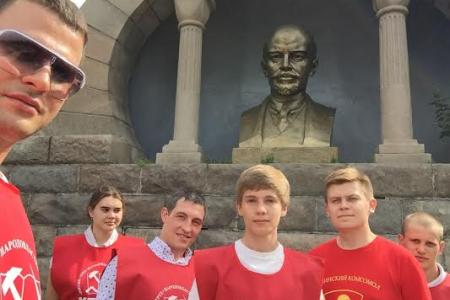 В Челябинске стартовала всероссийская акция фотографий с В.И. Лениным