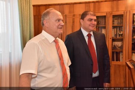 «Здесь был сломан хребет фашистскому зверю». Г.А. Зюганов посетил с рабочим визитом город Орел
