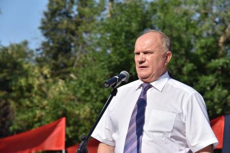 «Здесь был сломан хребет фашистскому зверю». Г.А. Зюганов посетил с рабочим визитом город Орел