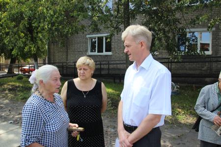Калининградская область. Кандидат-коммунист на должность губернатора И. А. Ревин посетил Черняховск