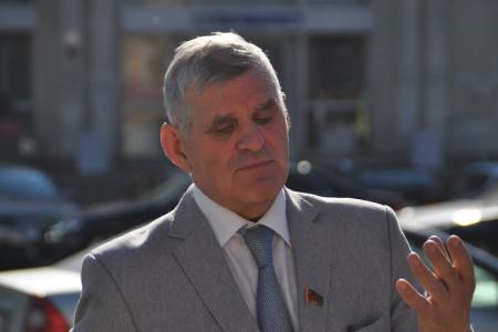 Антифашистский комитет Санкт-Петербурга провел пикет у здания Генконсульства Украины