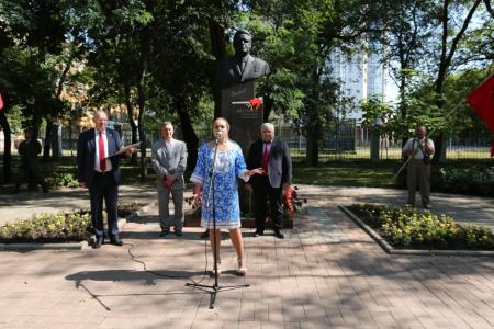 Делегация КПРФ и СКП-КПСС провела рабочие встречи в ДНР и ЛНР