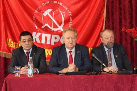 Продолжается рабочая поездка секретаря ЦК  КПРФ С.П. Обухова в Дальневосточный федеральный округ