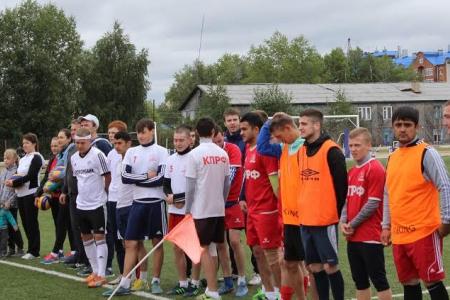 В здоровом теле - здоровый дух! Коммунисты города Советский Ханты-Мансийского автономного округа отметили День физкультурника