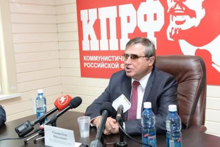 Олег Смолин: Образование — не услуга, а служение