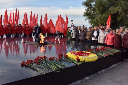 Видеорепортаж КПРФ.ТВ о визите Г.А.Зюганова в Нижний Новгород