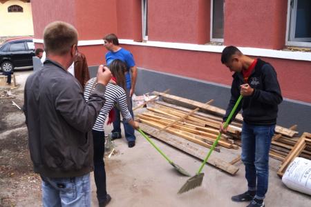 Пензенские коммунисты готовятся к переезду в новое здание