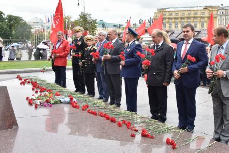 Г.А. Зюганов: «Мы преклоняемся перед мужеством павших героев»