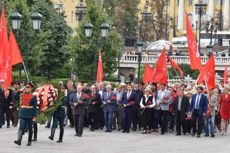 Г.А. Зюганов: «Мы преклоняемся перед мужеством павших героев»